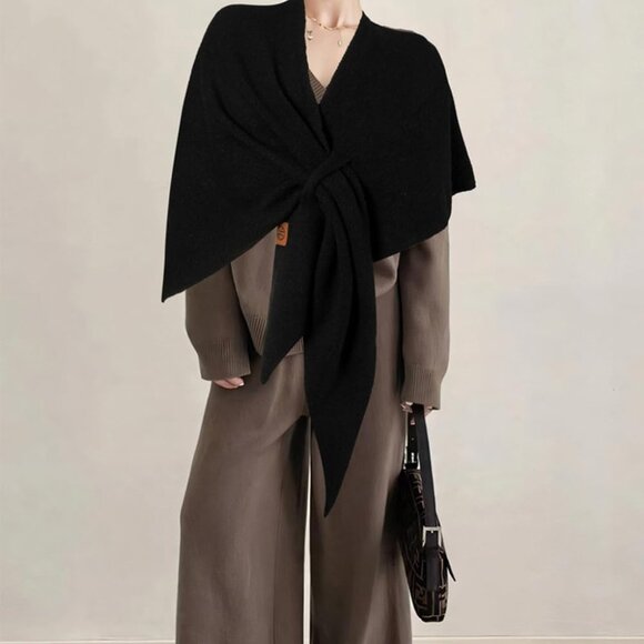 Chic Knotted Shawl Wrap for Women - Fashionable Lightweight Scarf in Khaki - Picture 3 of 7